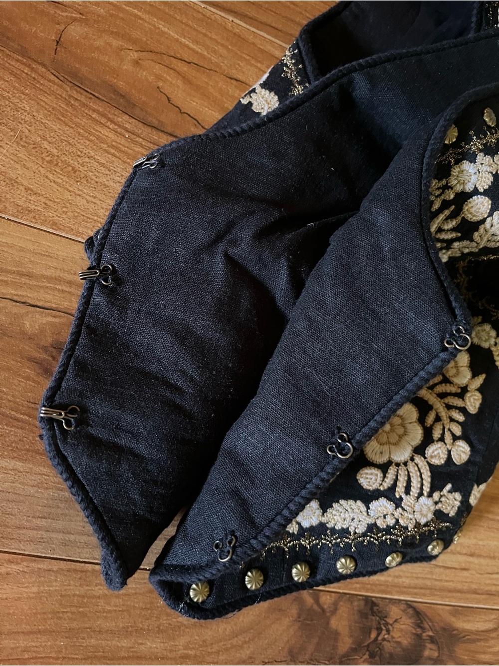 Spell Remi Vest - Picture 7 of 16